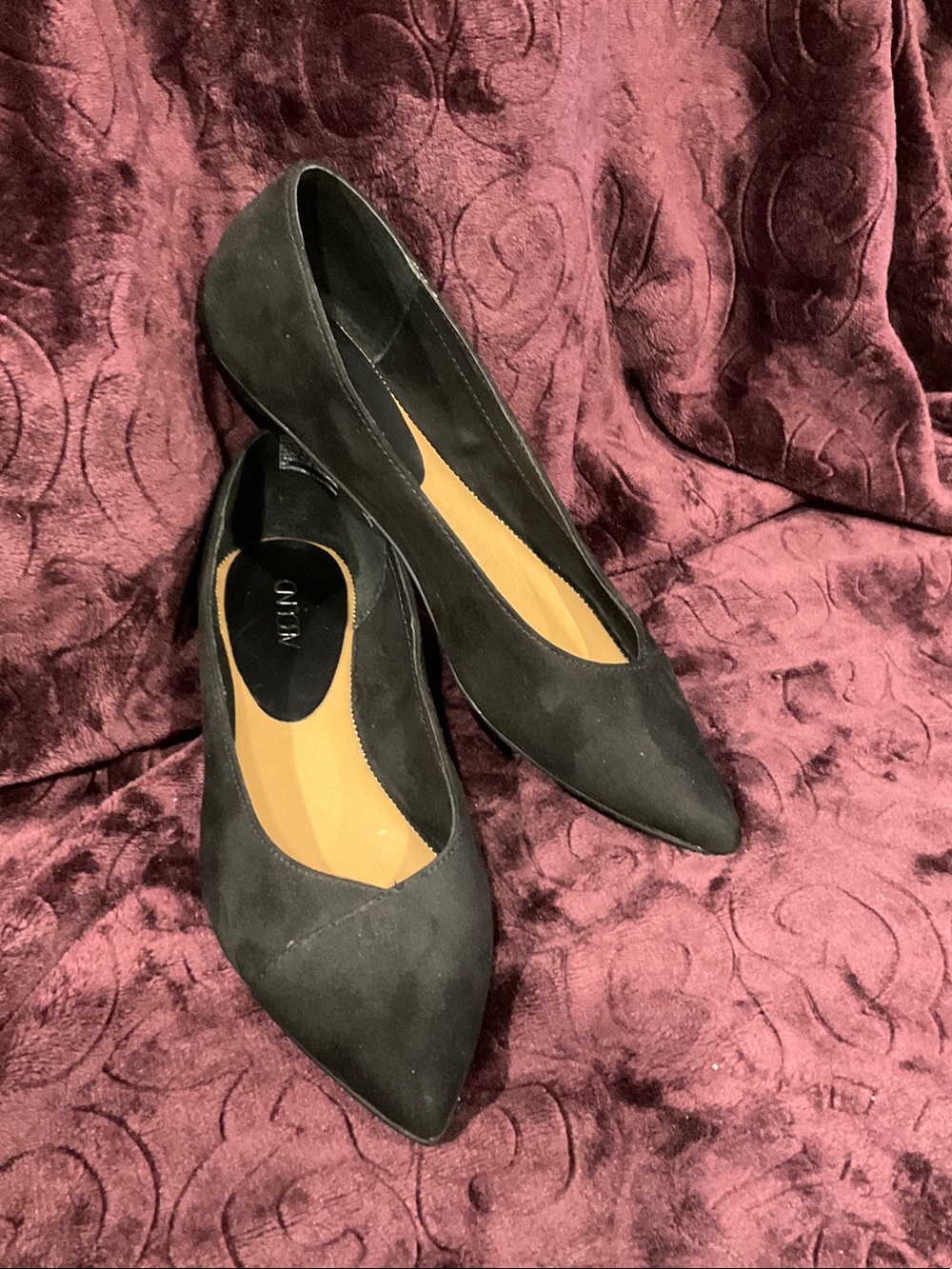 Abound Black Pointed-Toe Suede Pumps